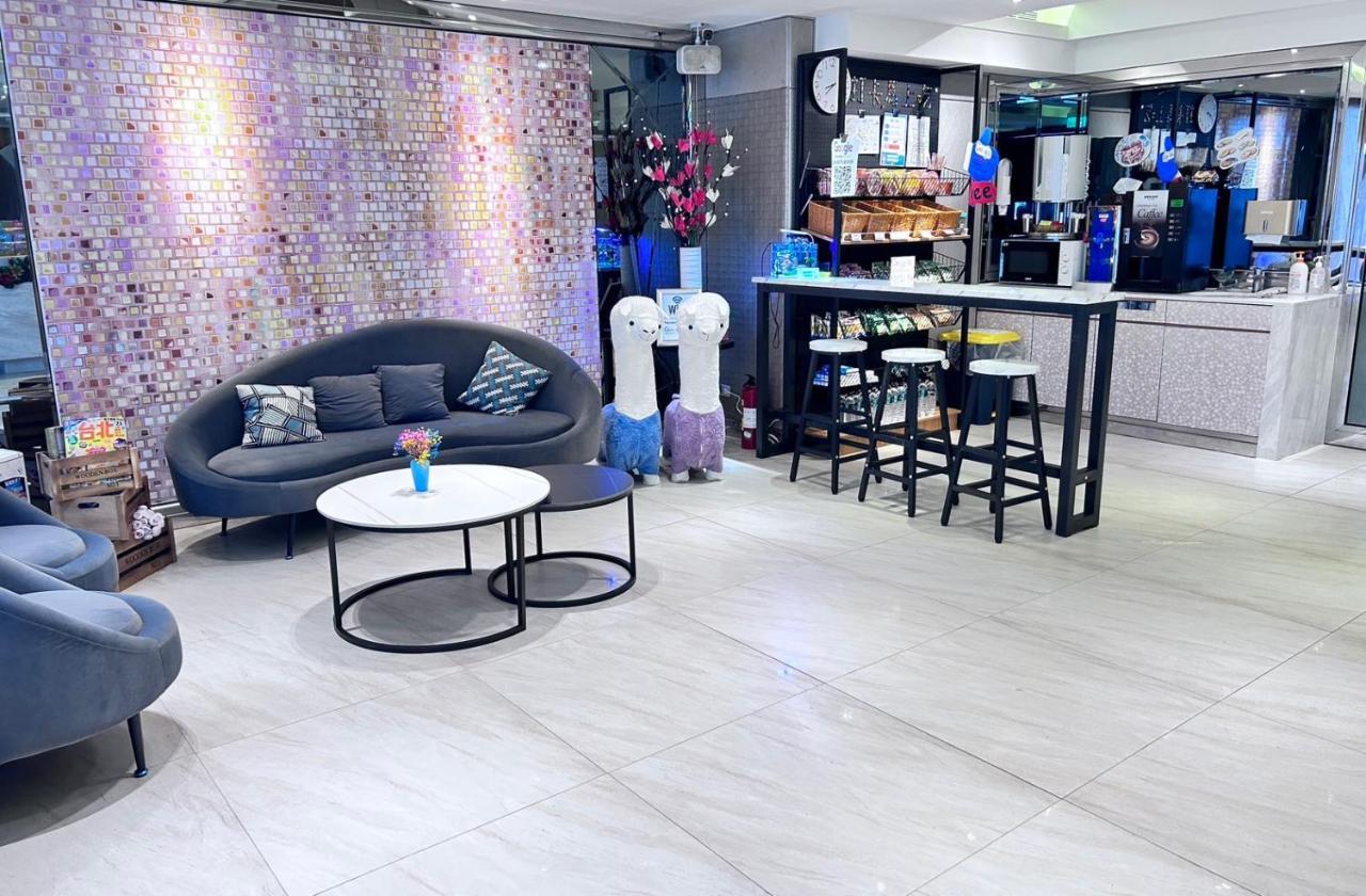 Hopecity Minsheng Hotel Taipei Bagian luar foto