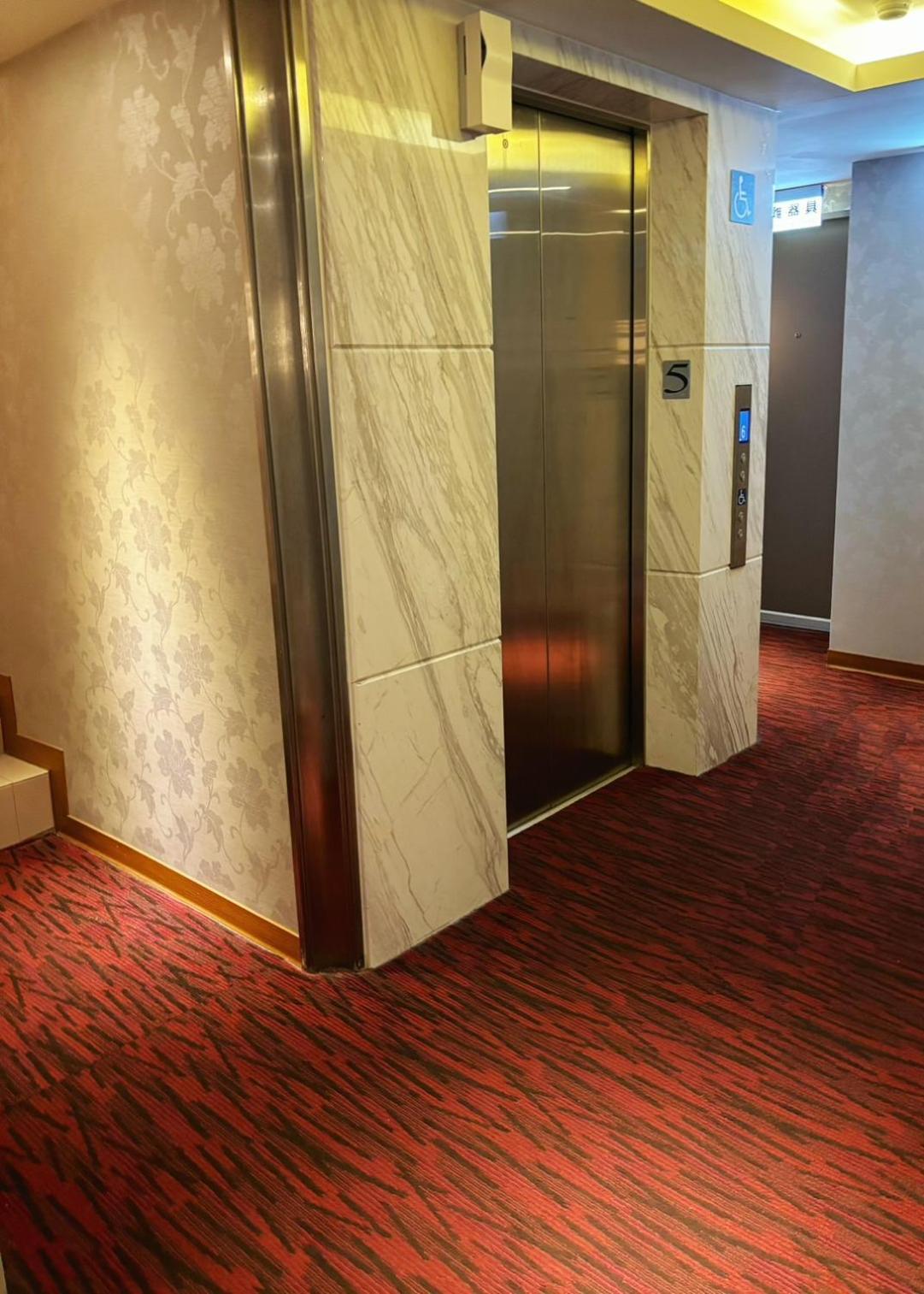 Hopecity Minsheng Hotel Taipei Bagian luar foto